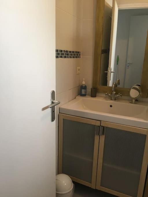 Cosy Large Appartement 20 Minutes Downtown Paris Villejuif Buitenkant foto