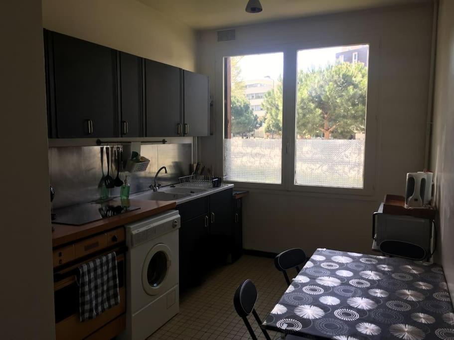 Cosy Large Appartement 20 Minutes Downtown Paris Villejuif Buitenkant foto