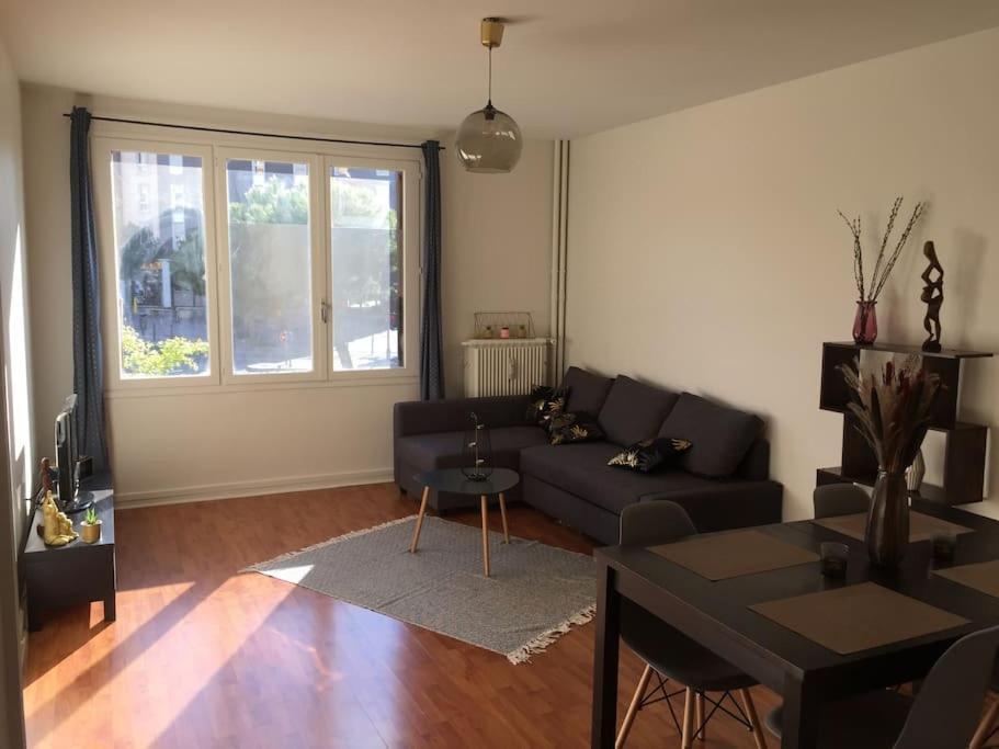 Cosy Large Appartement 20 Minutes Downtown Paris Villejuif Buitenkant foto